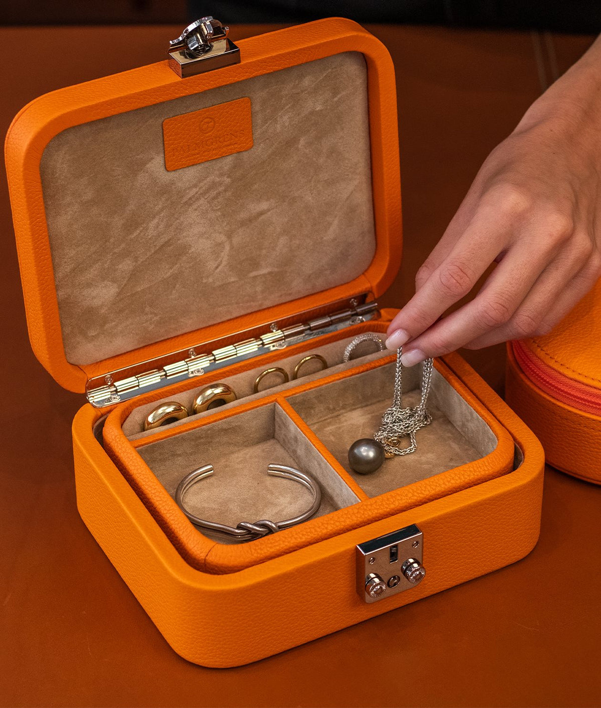 Smyckeskrin Runda Hörn S Orange